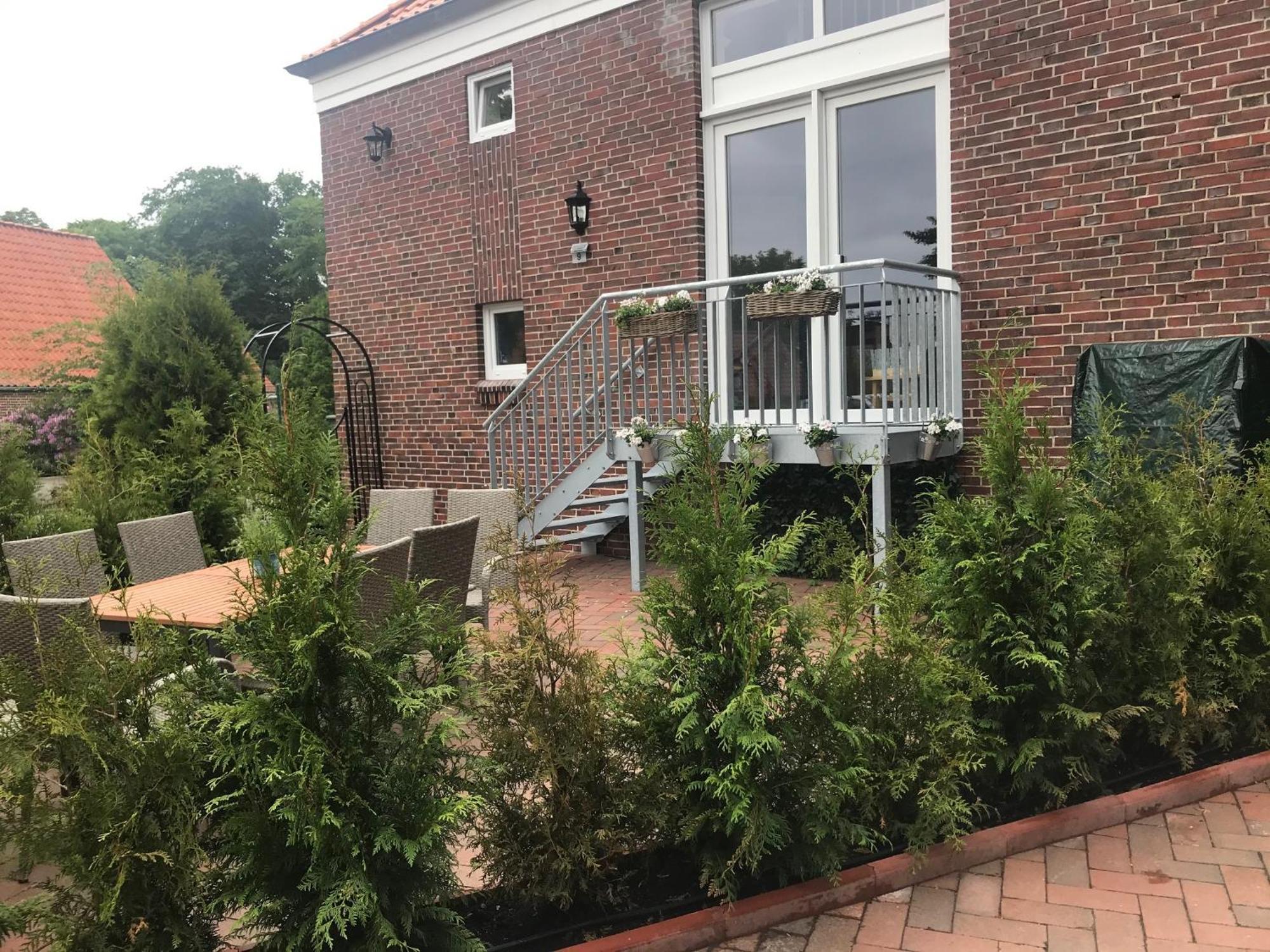 Friesischer Hof, Ferienwohnungen Mit Indoor Spielplatz, Kostenfreien Parkplatz Und W-Lan Hage Kamer foto